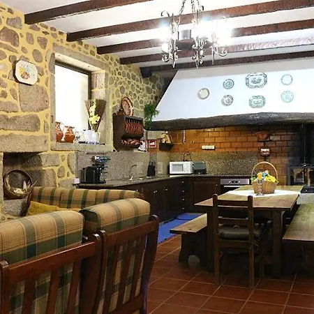 Casa Da Pedrosa Panzió *