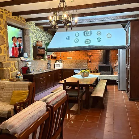 Casa Da Pedrosa *