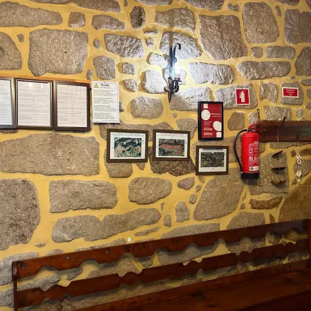 Casa Da Pedrosa B&B *